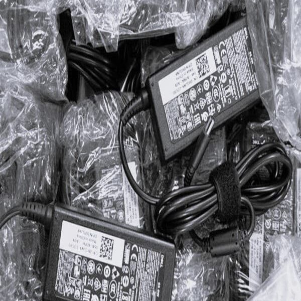 Laptop charger Dell 65W 19.5V 3.33A 4.5*3.0 Smart tip -NEW